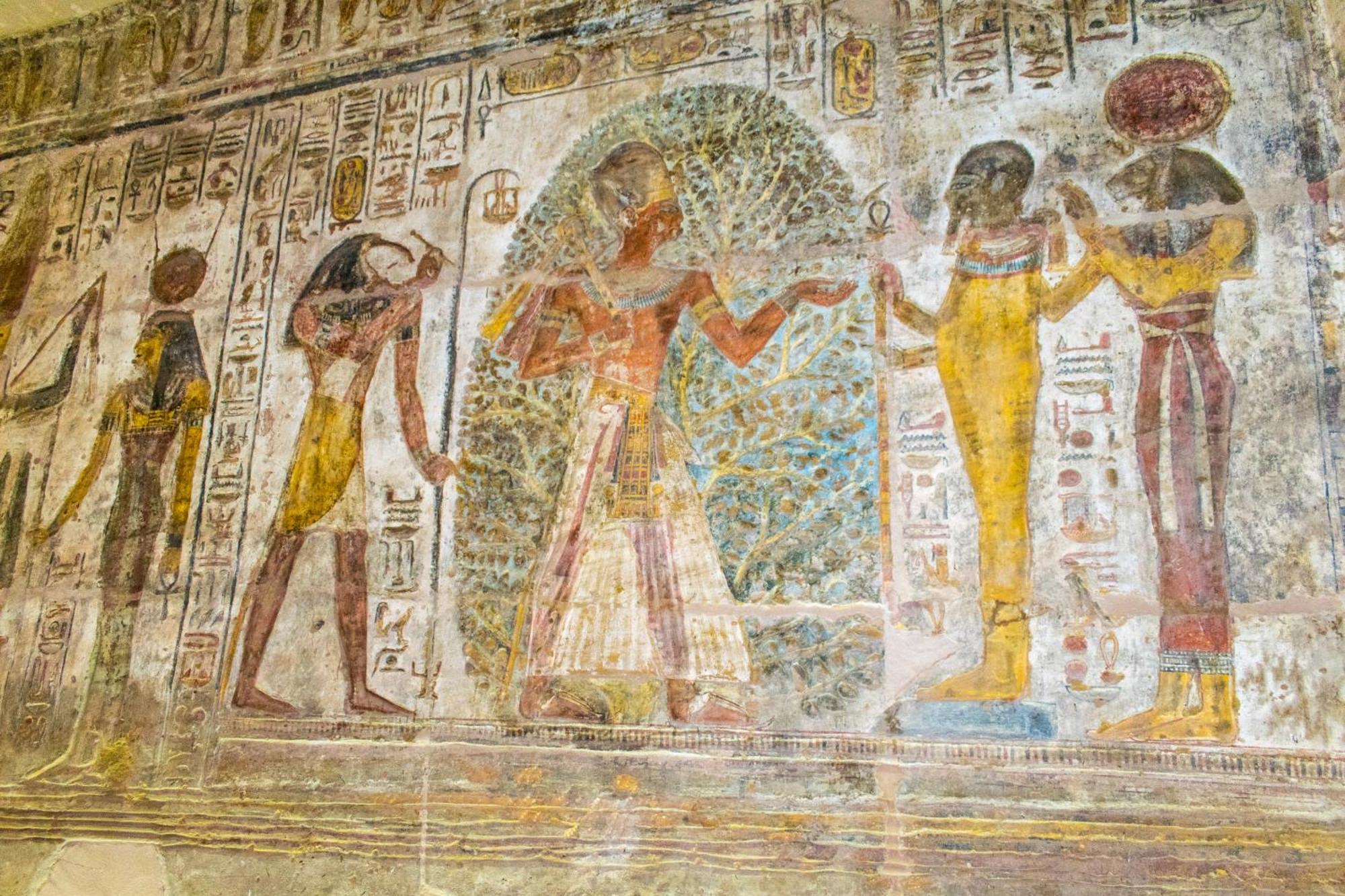 Moevenpick Royal Lily Nile Cruise, Every Monday Four Nights From Luxor, Every Friday Three Nights From Aswan - Including Excursions & Sightseeing Экстерьер фото