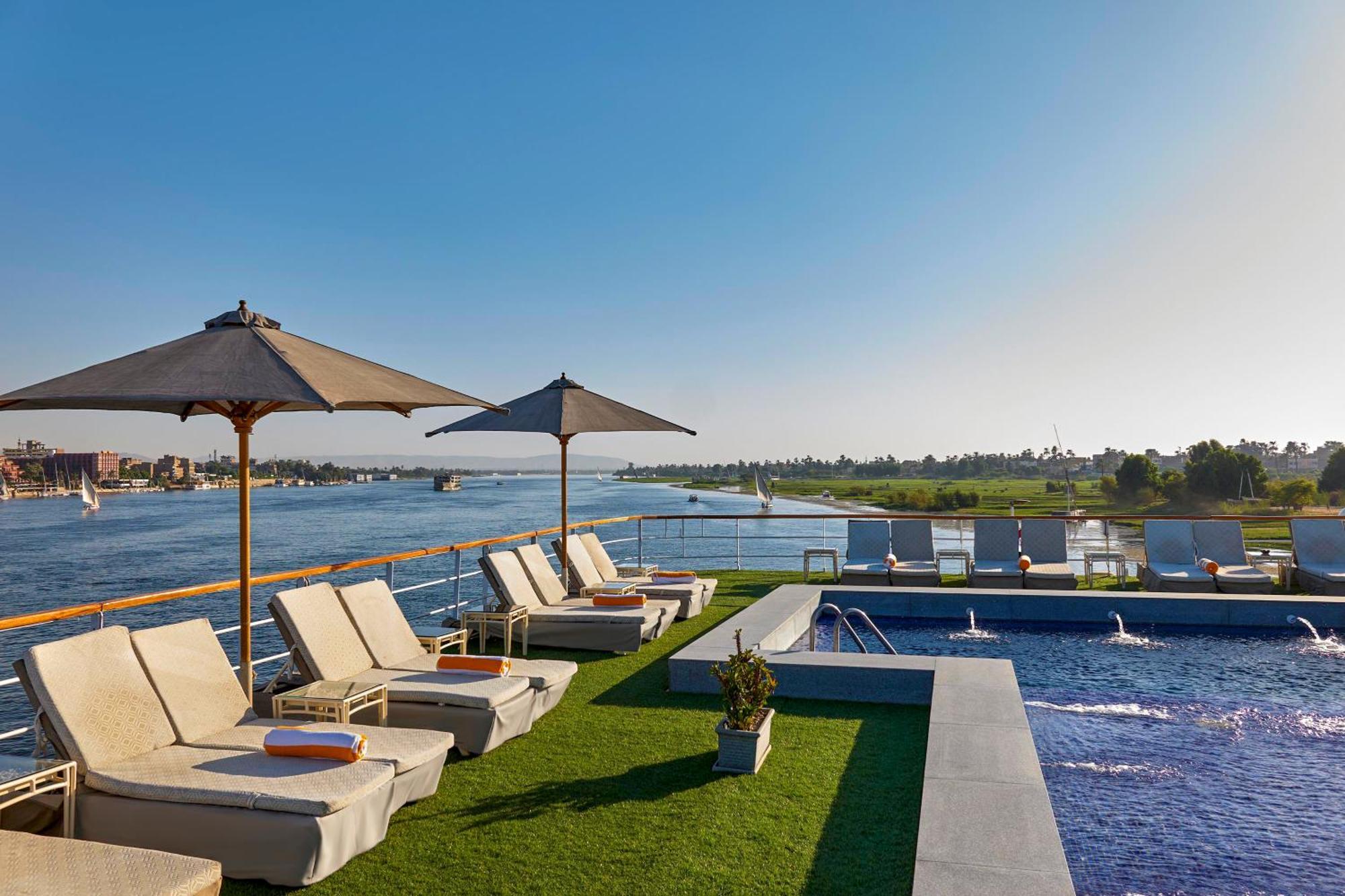 Moevenpick Royal Lily Nile Cruise, Every Monday Four Nights From Luxor, Every Friday Three Nights From Aswan - Including Excursions & Sightseeing Экстерьер фото
